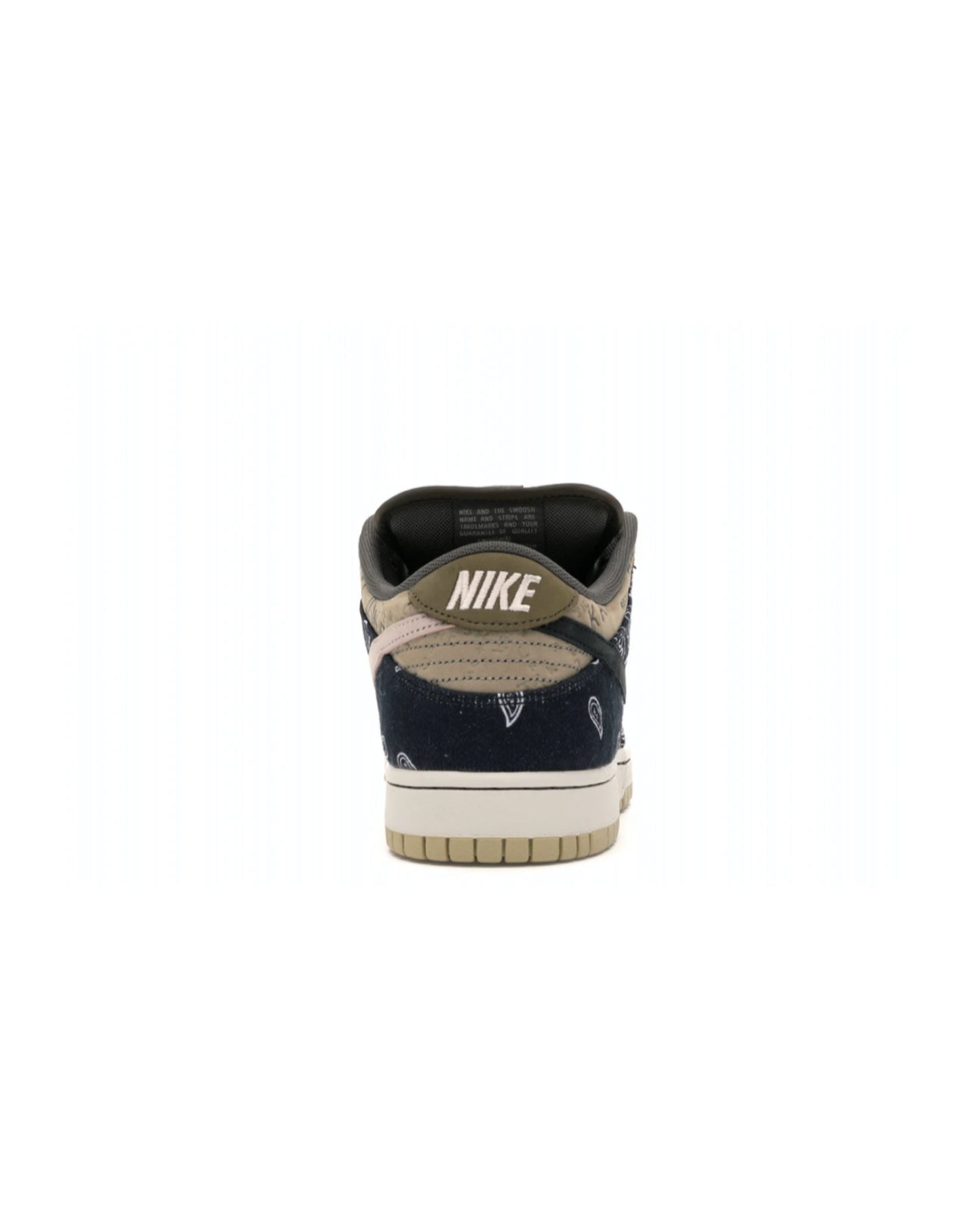 SB Dunk Low
Travis Scott