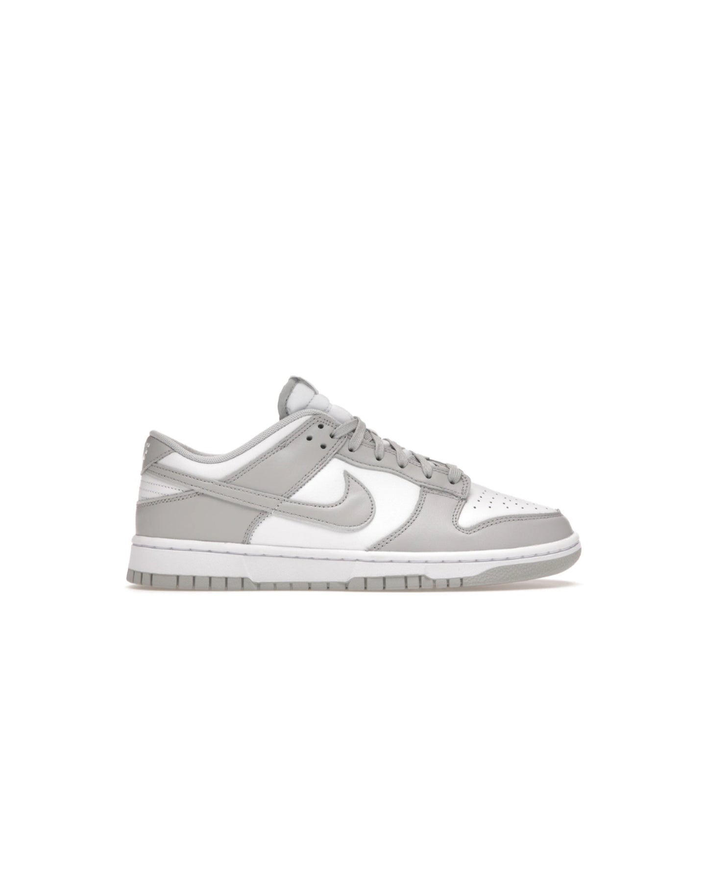 Sb Dunk Low
Grey Fog