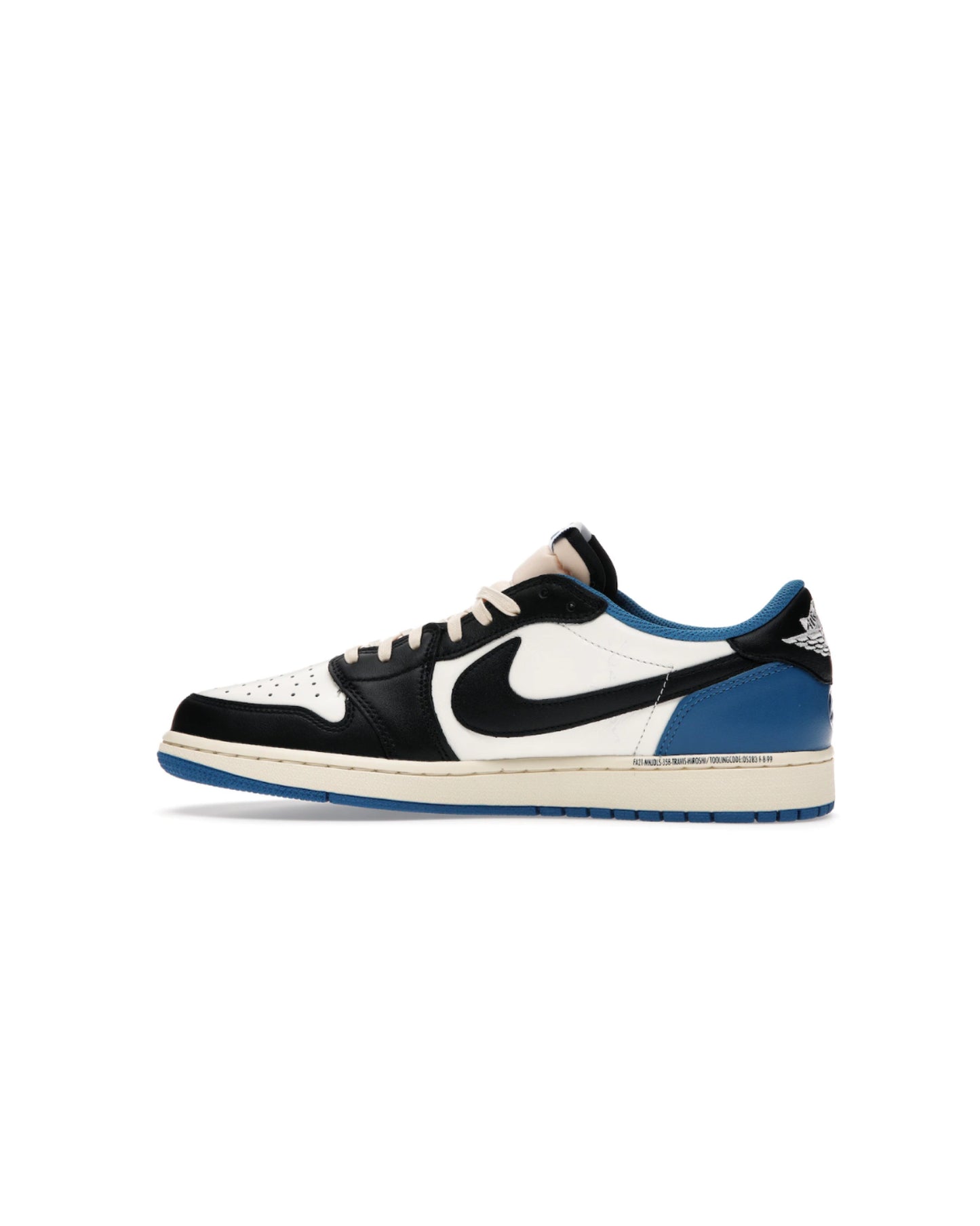 Jordan 1 Retro Low OG SP
Fragment x Travis Scott