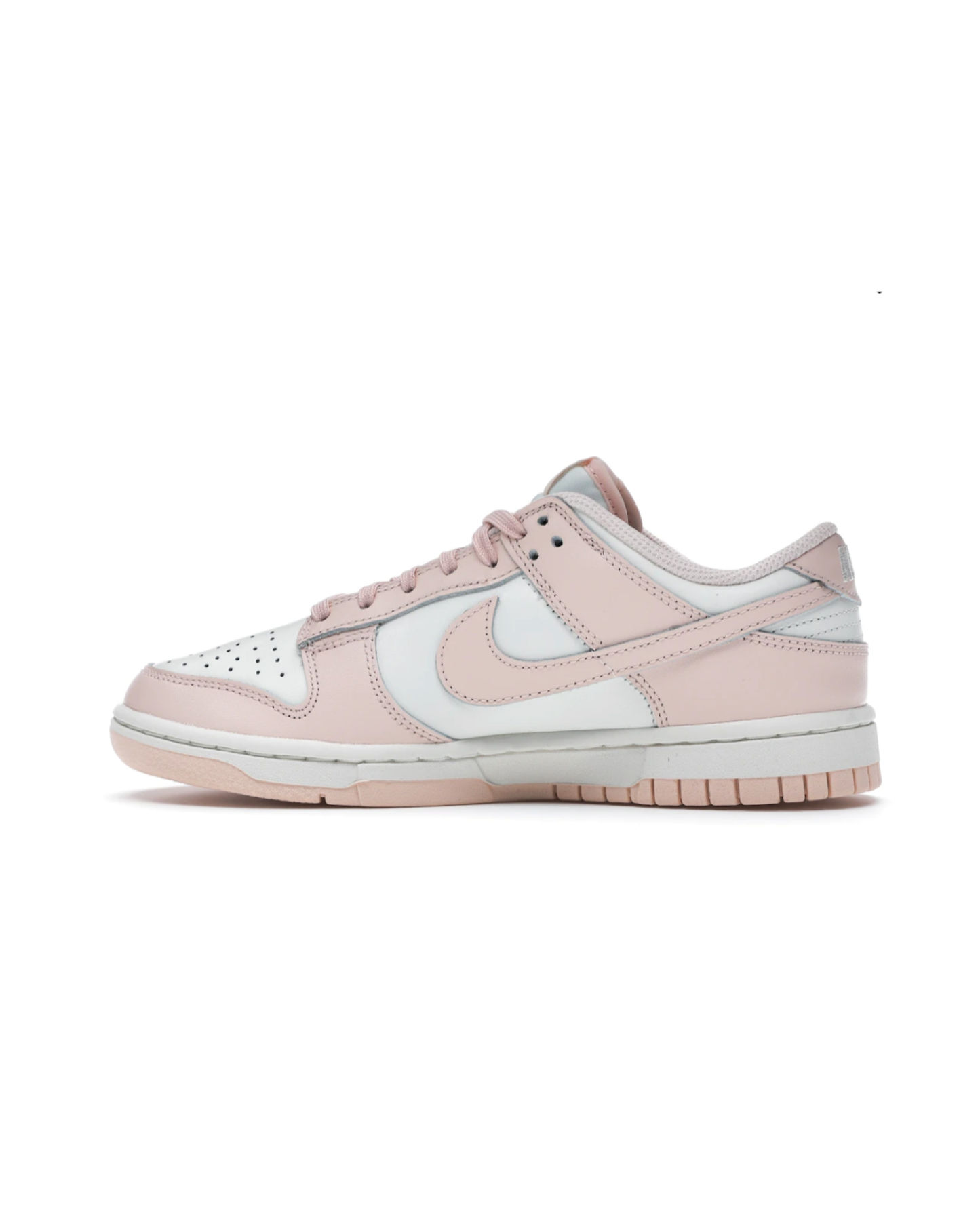 Sb Dunk Low
Orange Pearl (Women's)