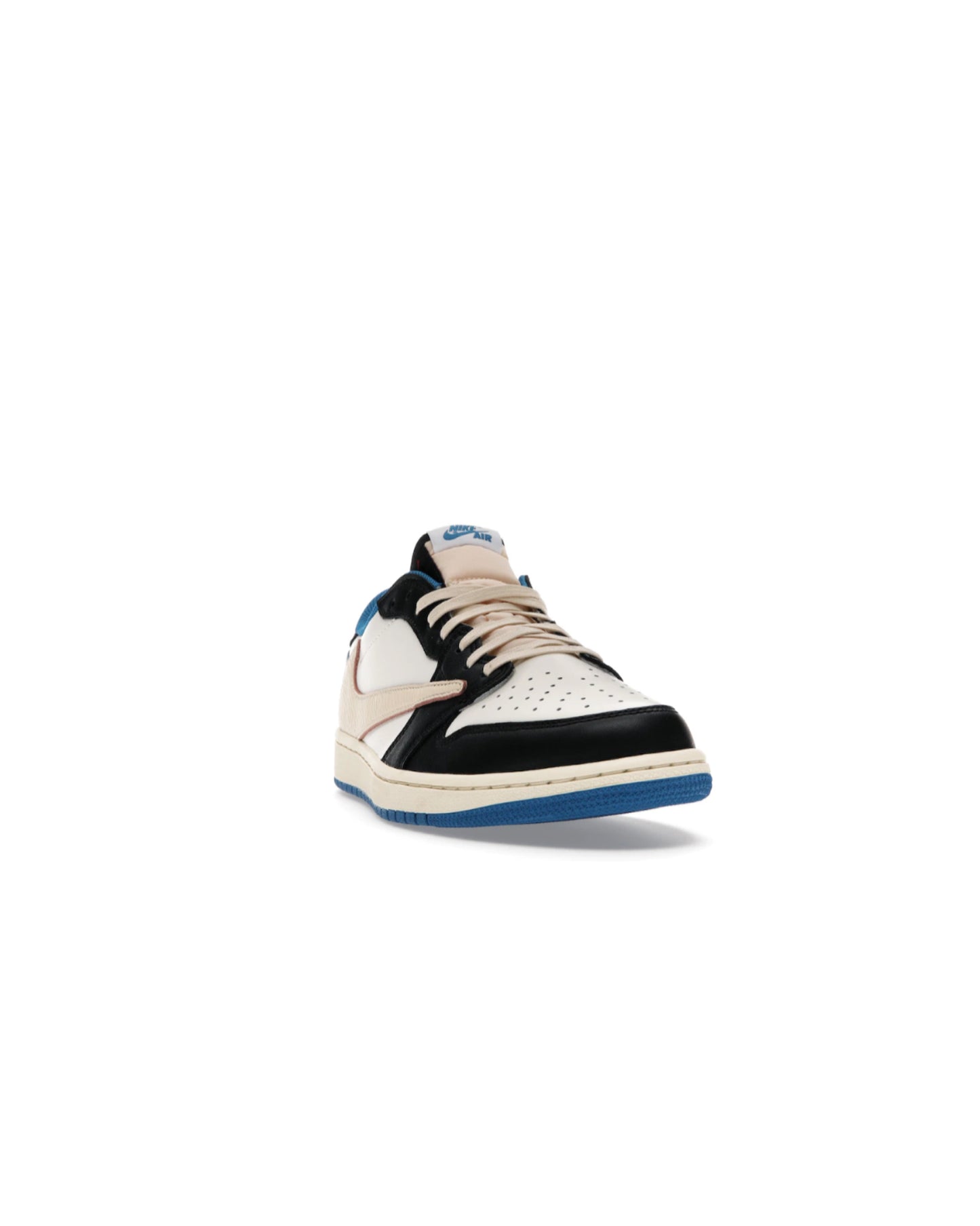 Jordan 1  Retro Low OG SP
Fragment x Travis Scott