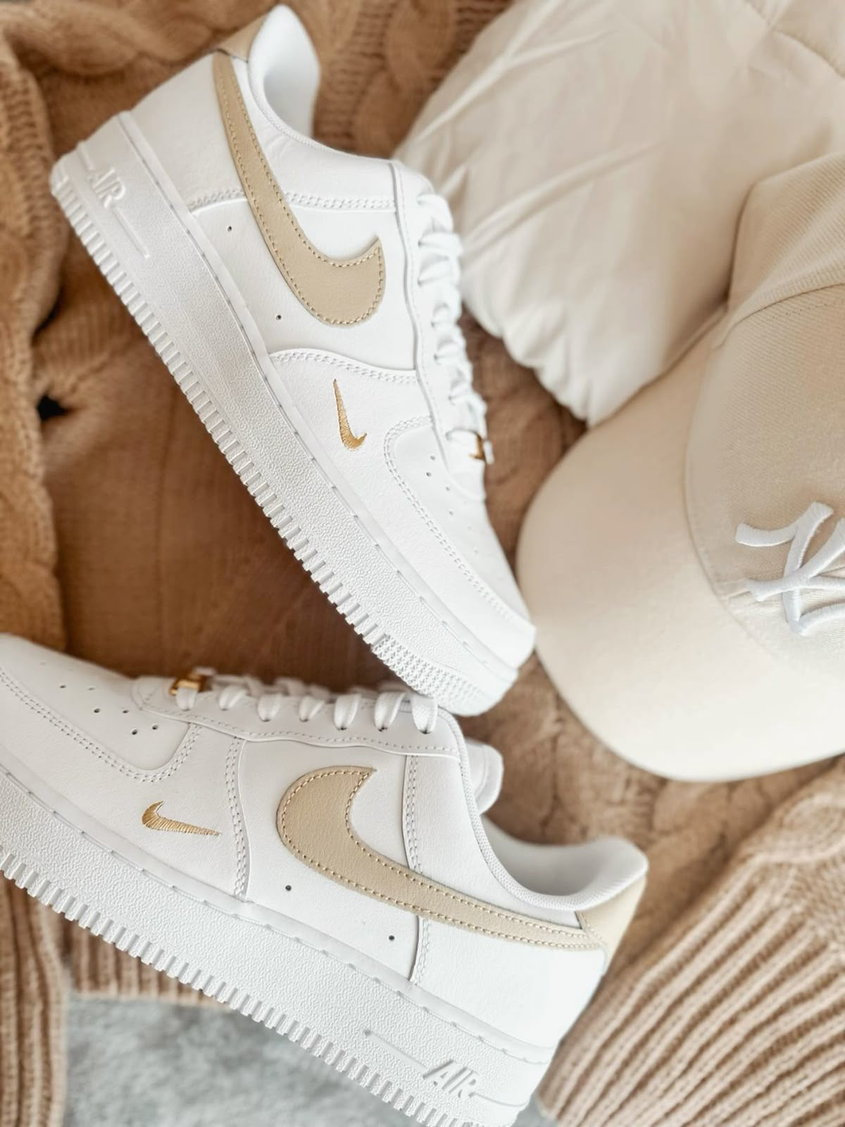 Air force 1 “ essential “ / Converse combo