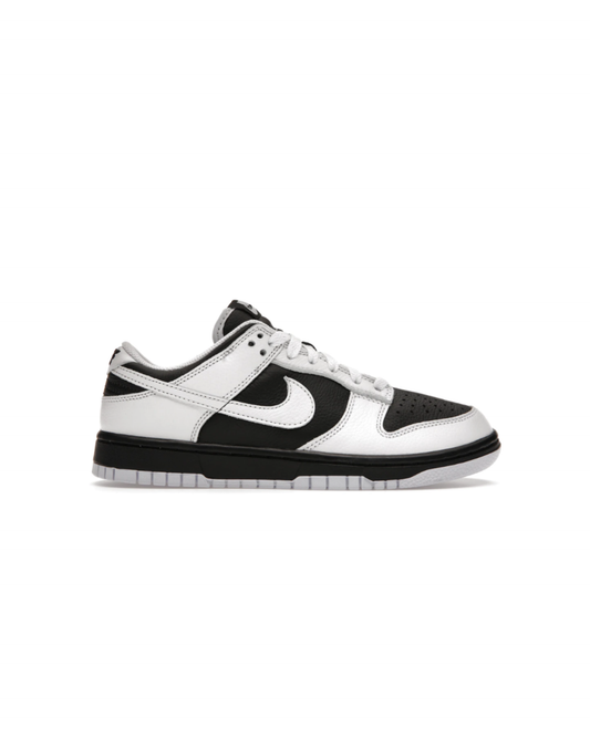 Sb Dunk Low Retro
Reverse Panda